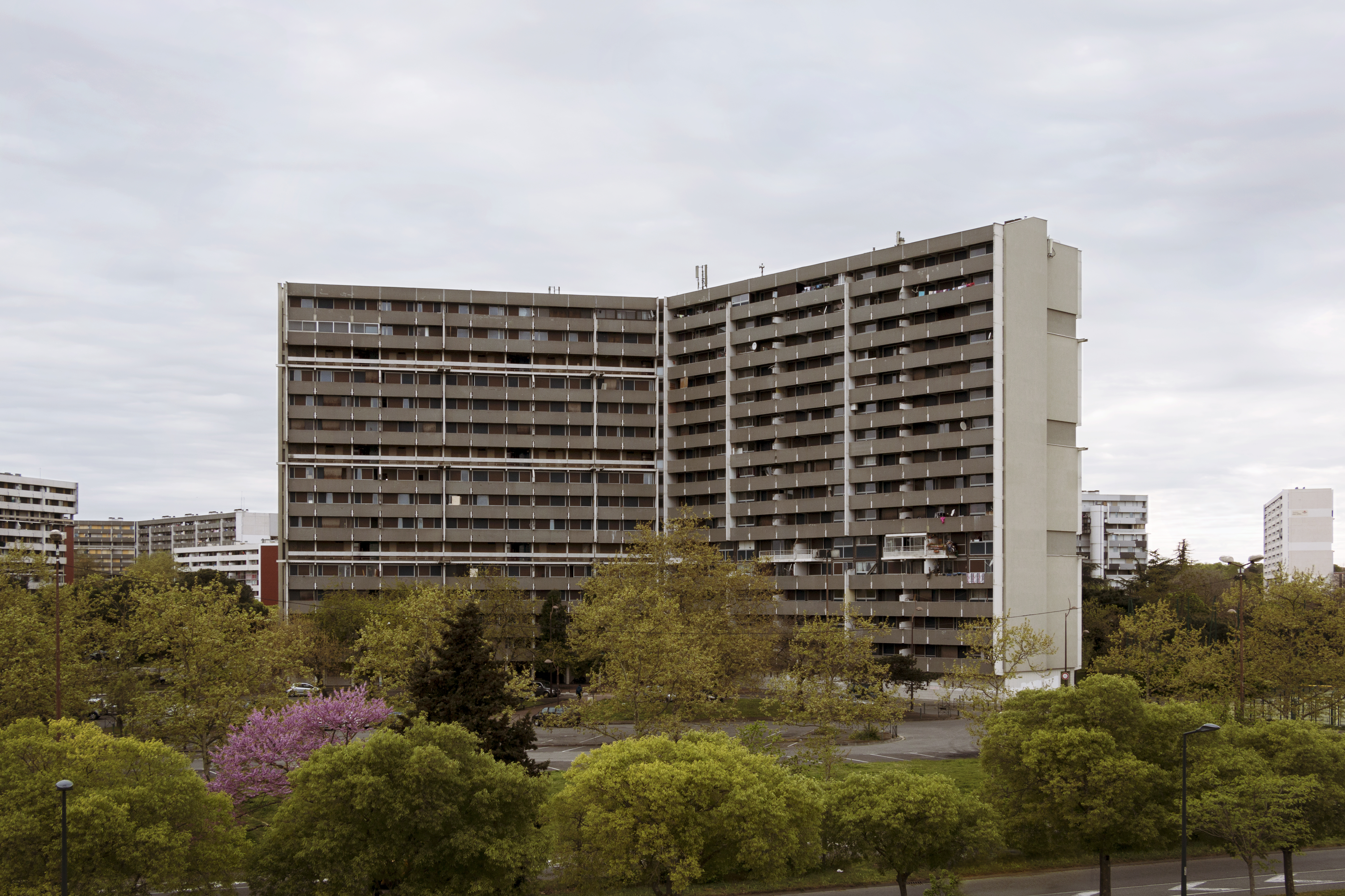 Photographie Architecture Barre Tordue Toulouse Mirail Georges Candilis Gabriel Renault Batiment